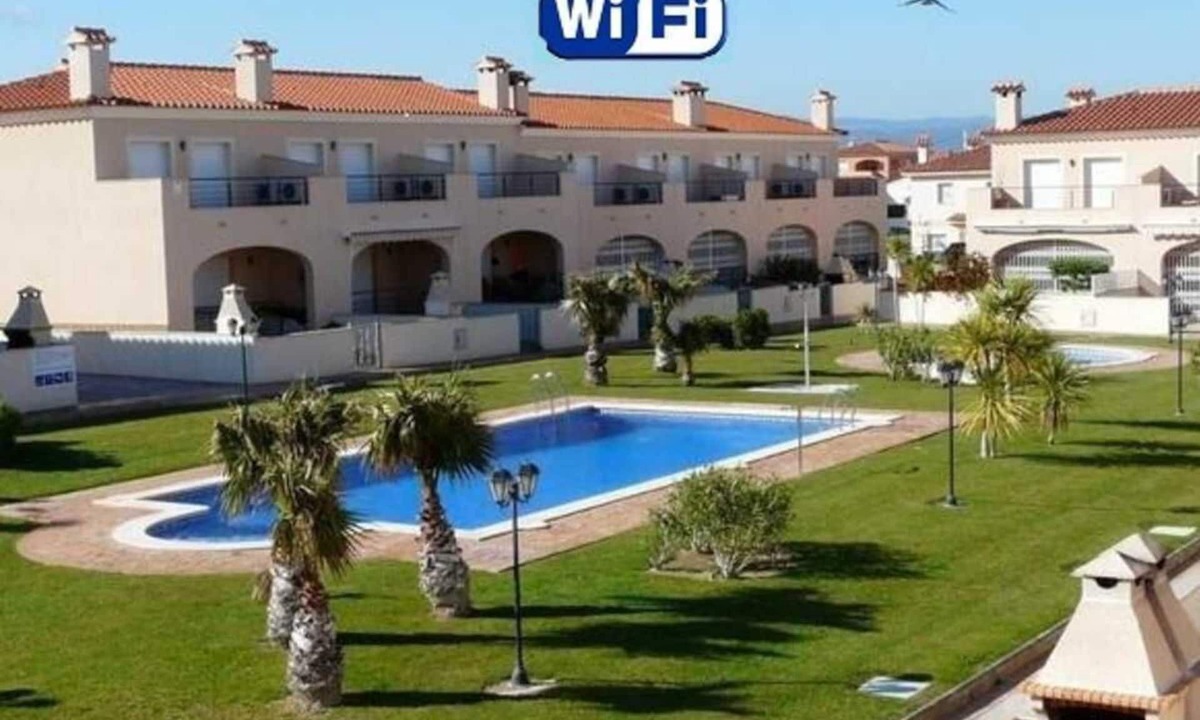 Miami Platja House | Relaxing House. Near the Sea. Private parking. Barbecue. Air-conditioning.