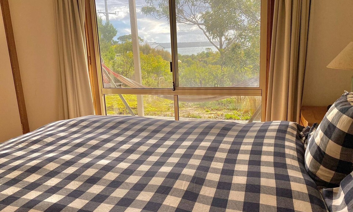 Island Beach House | Relaxing Island Getaway