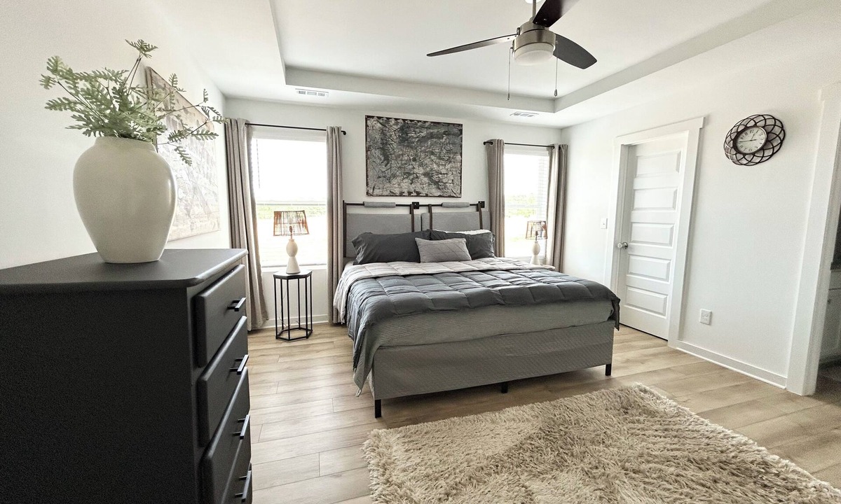 Normal House | Relaxing Luxury Townhome