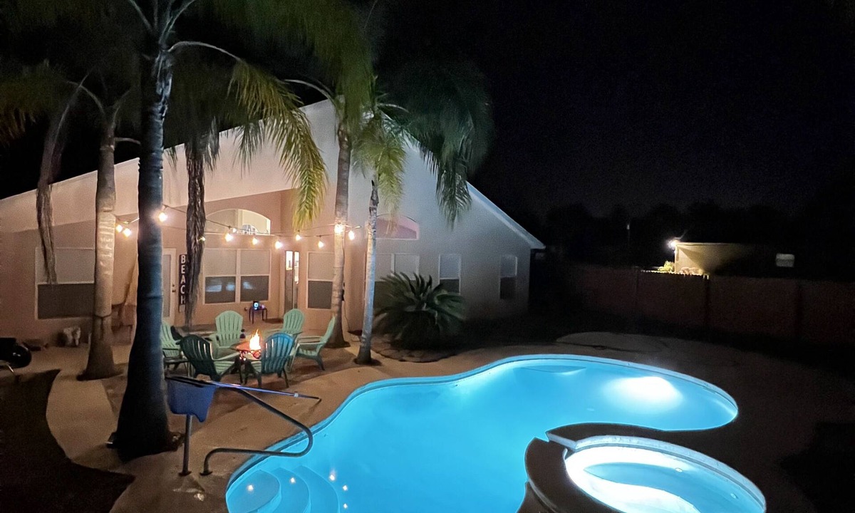Palm Coast House | Relaxing Modern 3 br home with HEATED POOL
