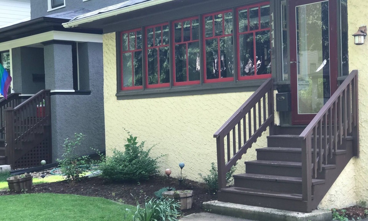 Oak Park House | Relaxing Oak Park Home