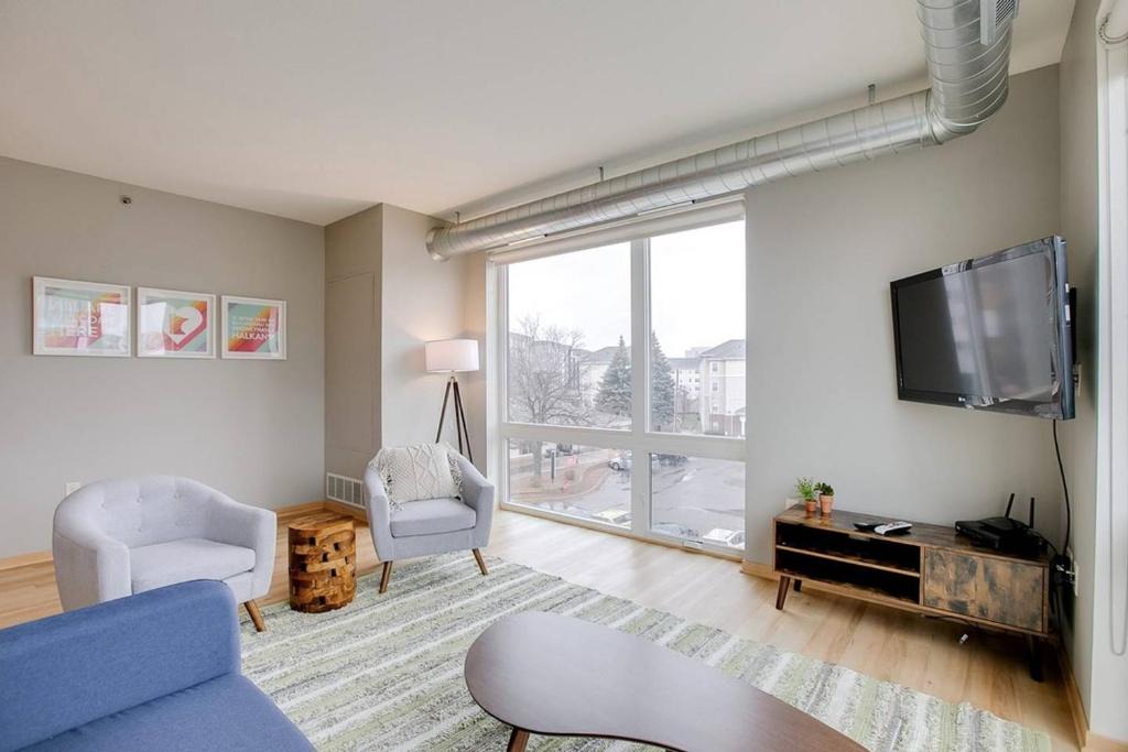 Prospect Park Apartment | Relaxing Retreat + Gym!