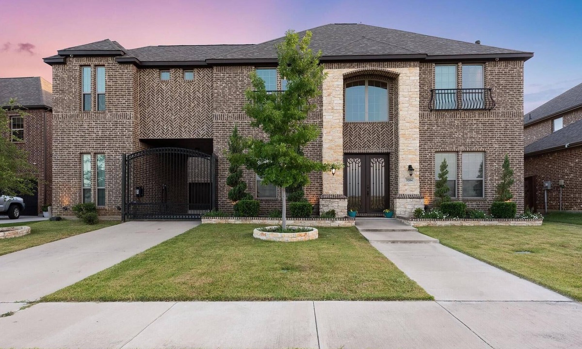 Johnson County House | Relaxing Retreat w/Pool in Venus