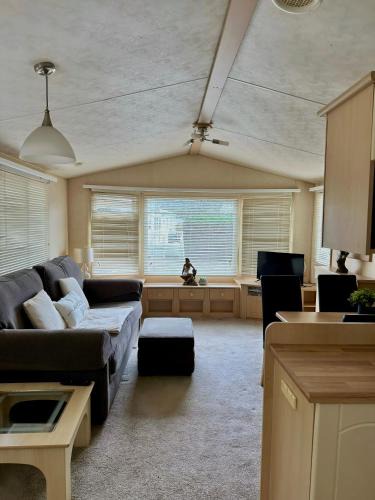 Overstone Resort | Relaxing static stay Holiday park