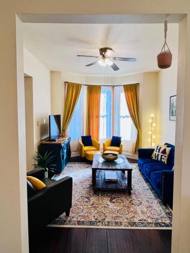 Downtown Dubuque House | Relaxing Townhouse Downtown Dubuque