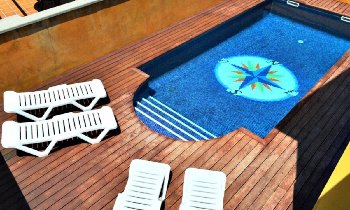 Bon Relax House | Relaxing Villa with Pool, Garden, BBQ & Parking, Near Beach - Pet Friendly, Sleeps 8