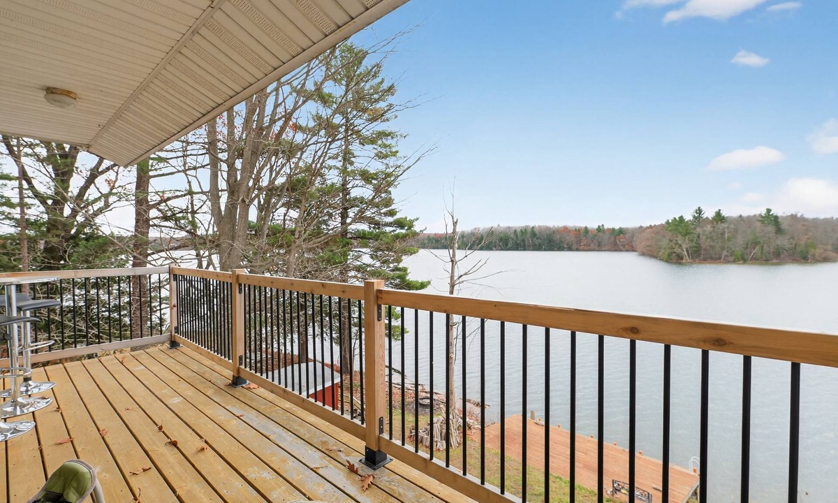 Big Rapids House | Relaxing Waterfront Escape in Big Rapids