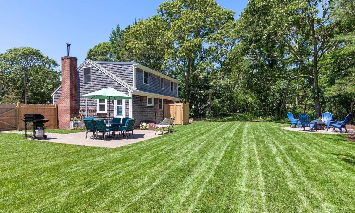 West Harwich House | Relaxing West Harwich getaway!