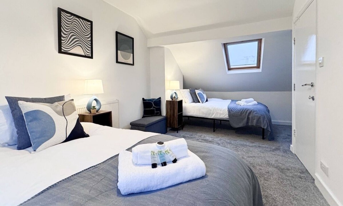 Hillsborough Apartment | Relocation l Groups l Business