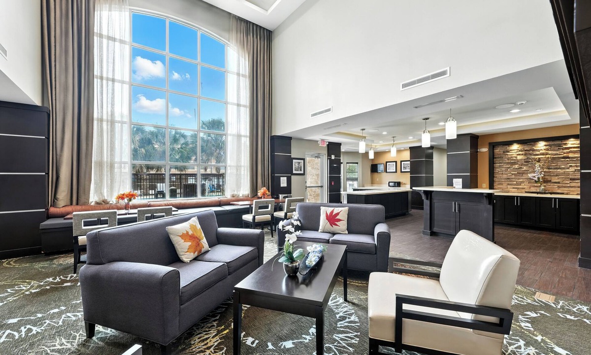Chinatown Apartment | Relux at Westchase