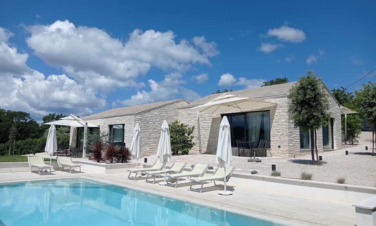 Zrenj House | Remarkable 2-Bed House in Zrenj