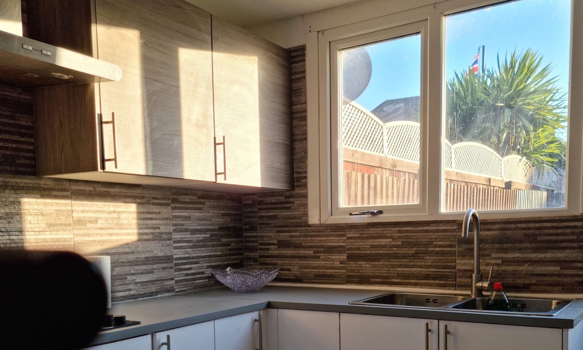 Basildon House | Remarkable 5-Bed House in Basildon