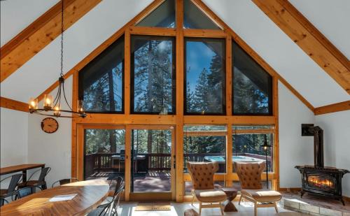 Brockway Villa | Remodeled 4BDR Cabin with AC Lake Views Hot-Tub Bunk Room Excellent Location