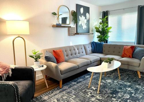 Roseville House | Remodeled Excellent Neighborhood