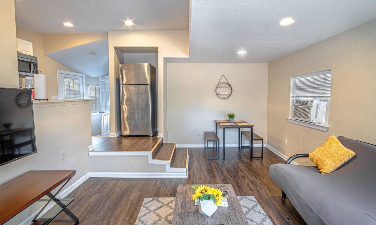 Arena District House | Remodeled Guest House Near Downtown/military Base