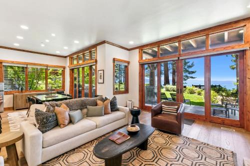 Sierra Shores Apartment | Remodeled Luxury Lakeview w Fireplace Hot Tub Gym PEAK SS13