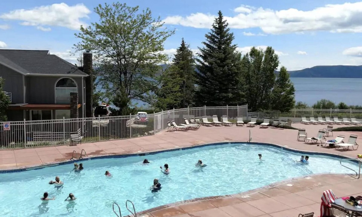 Harbor Village Apartment | Remodeled - Pool 6 Guests Hot Tub