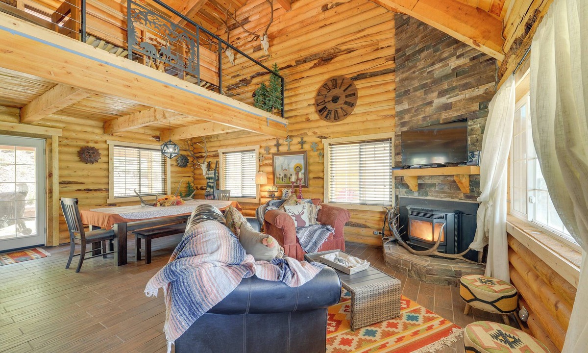Kemmerer Cabin | Remote Mountain Vacation Rental in Wyoming Range!