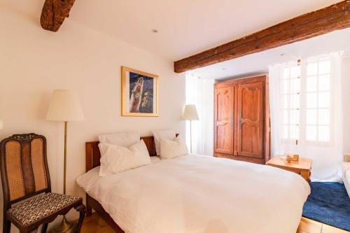 Mailhac Bed & Breakfast | Remparts House
