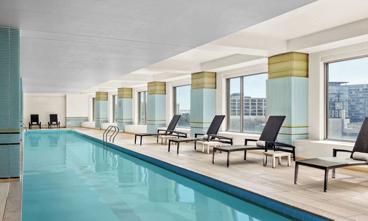 Seaport District Hotel | Renaissance® Boston Seaport District