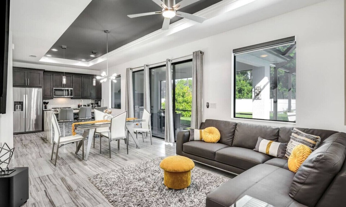 Bonita Springs House | Renaissance Oasis Retreat