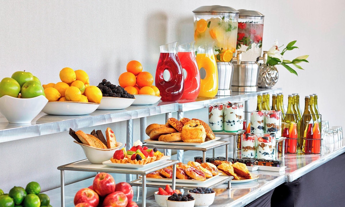 Airport Township Hotel | Renaissance St. Louis Airport Hotel