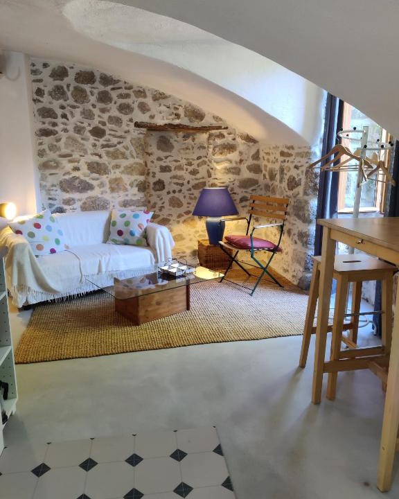 Molieres-Cavaillac House | Rendez-vous sous le tilleul, en Cevennes.