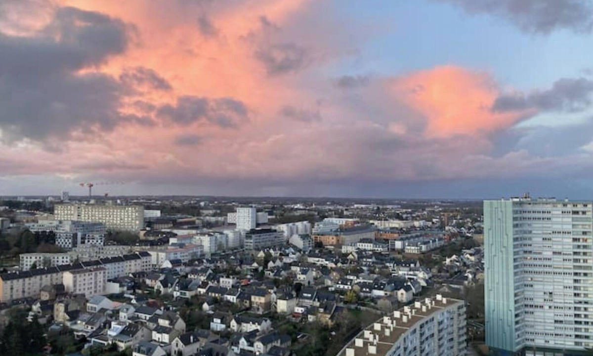 Bourg-l'Eveque Apartment | Rennes from the Horizons