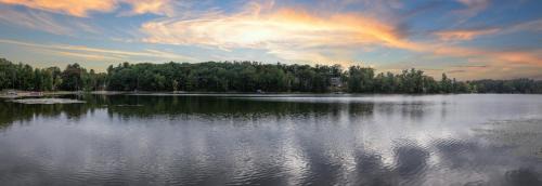 Mayfield House | Rennie Lake Hideaway