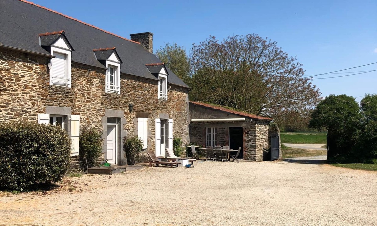 Saint-Meloir-des-Ondes House | Renovated 17th century house with large garden, quiet, close to beaches