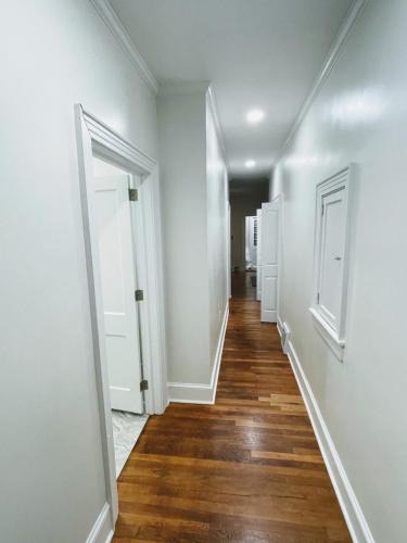 Forest Hills House | Renovated 1 bedroom in Forest Hills - A