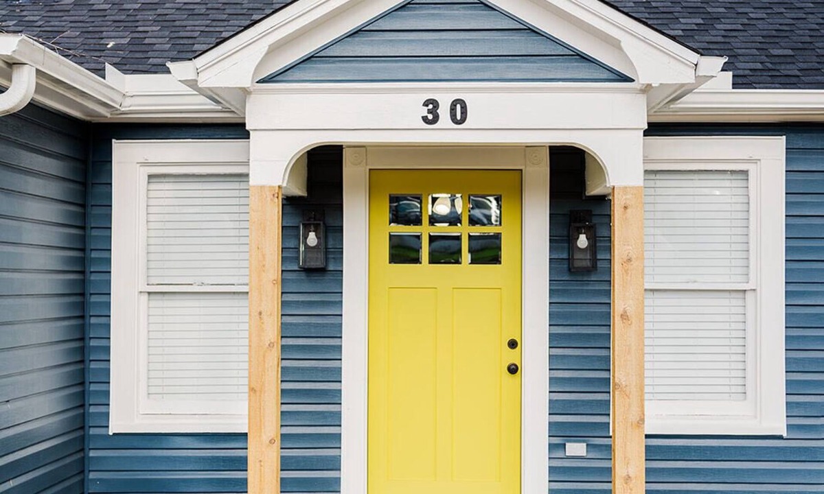 Bellville House | Renovated 1940's era cottage - 2 Blocks from downtown Bellville!