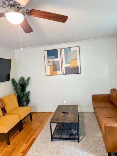 Durham House | Renovated 2 Bed Walltown Home Walk to Duke! B