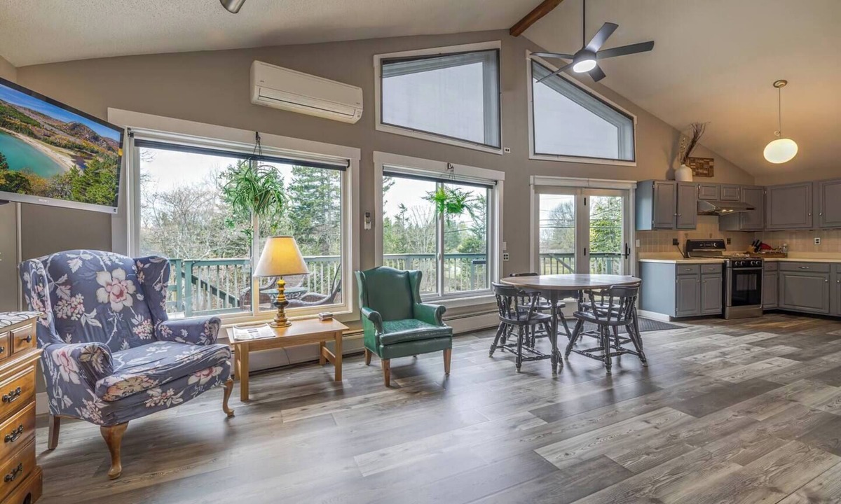 Bass Harbor Apartment | Renovated 3BR Rental in Bass Harbor! [High Deck]