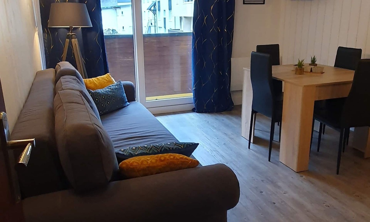 Saint-Lary-Soulan Apartment | Renovated apartment 4/6 persons
