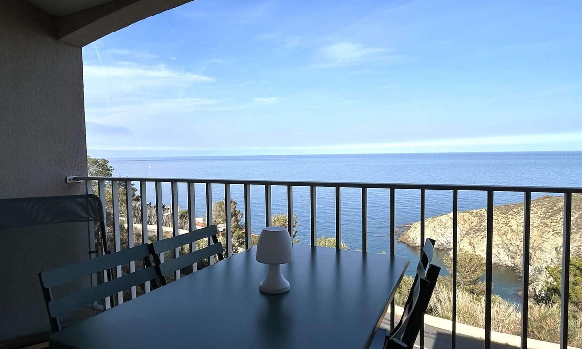 Banyuls-sur-Mer Apartment | Renovated apartment for 4 with sea view, AC and parking