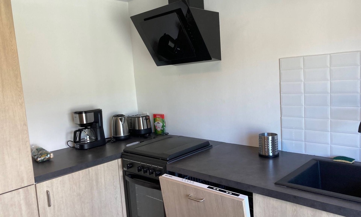 Touques Apartment | Renovated apartment for 6, near beach, Touques