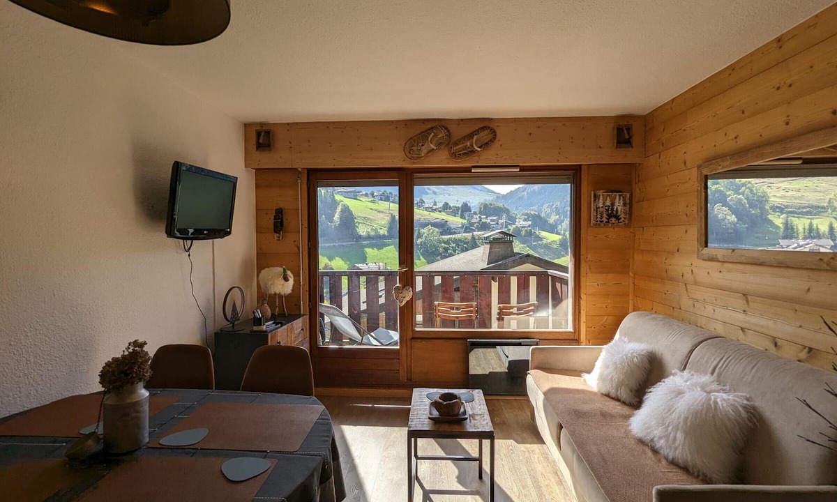 La Clusaz Apartment | Renovated Apartment in Village Center with Garage and Balcony