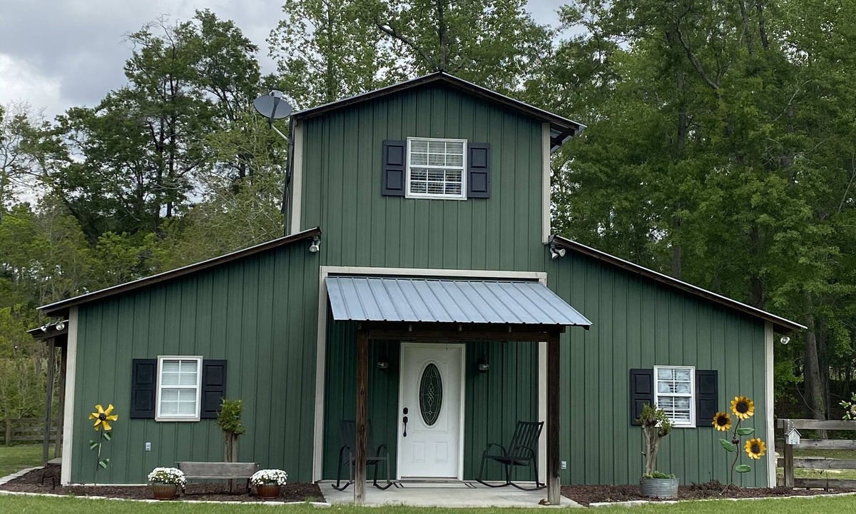 Moultrie House | Renovated Barn