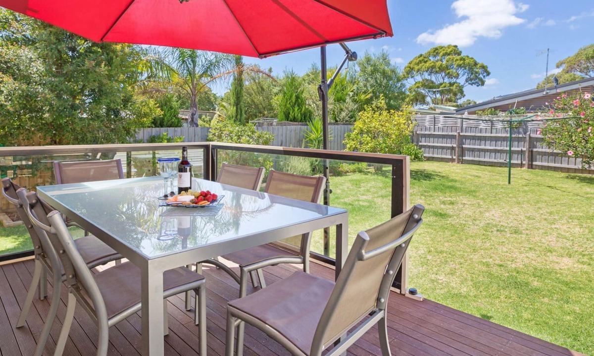 Rosebud House | RENOVATED BEACH BEAUTY - ROSEBUD