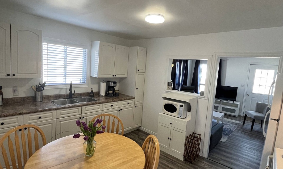 Wawa House | Renovated home in central Wawa