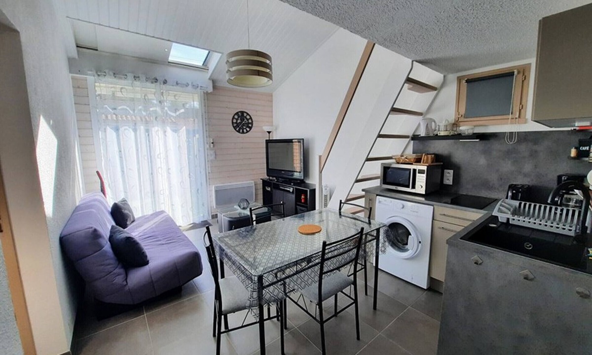 La Faute-sur-Mer House | Renovated house near beach, terrace, pets allowed