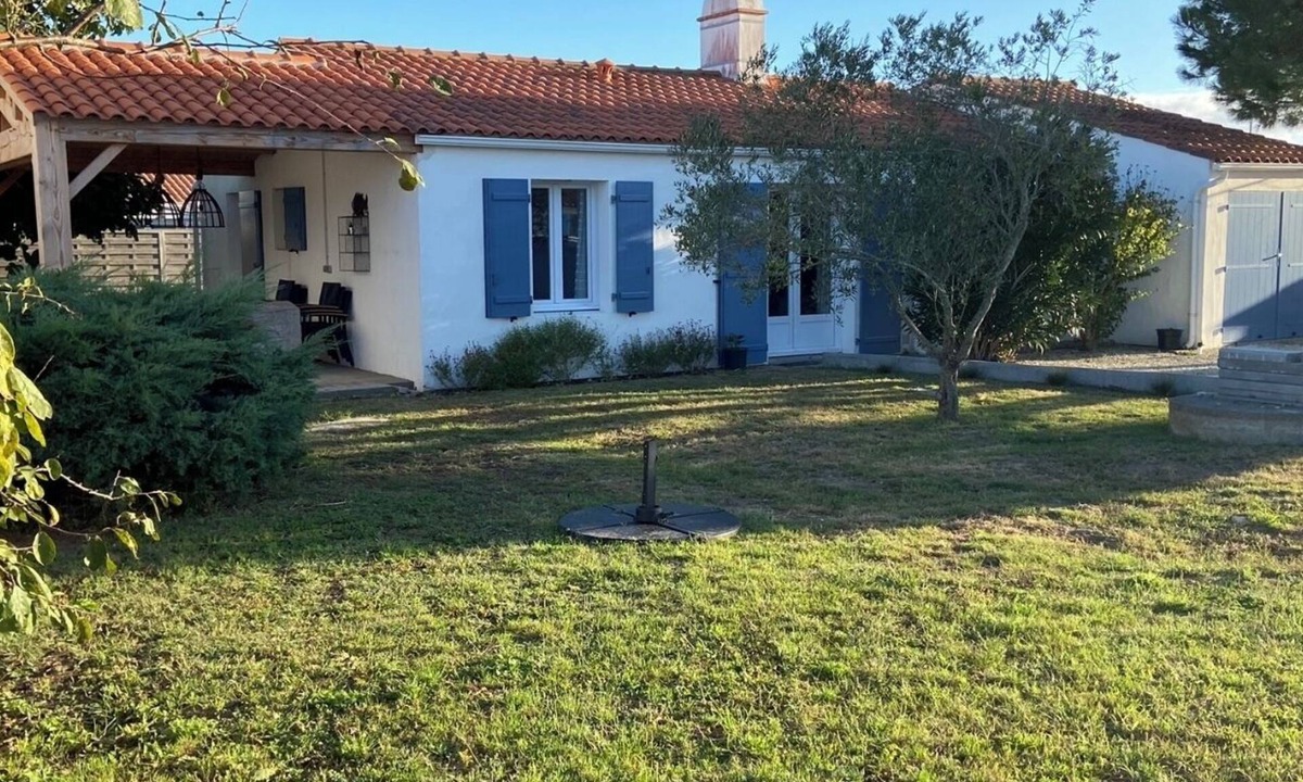 L'Epine Villa | Renovated house Ile de Noirmoutier (L'Epine), in a quiet dead end, garden!