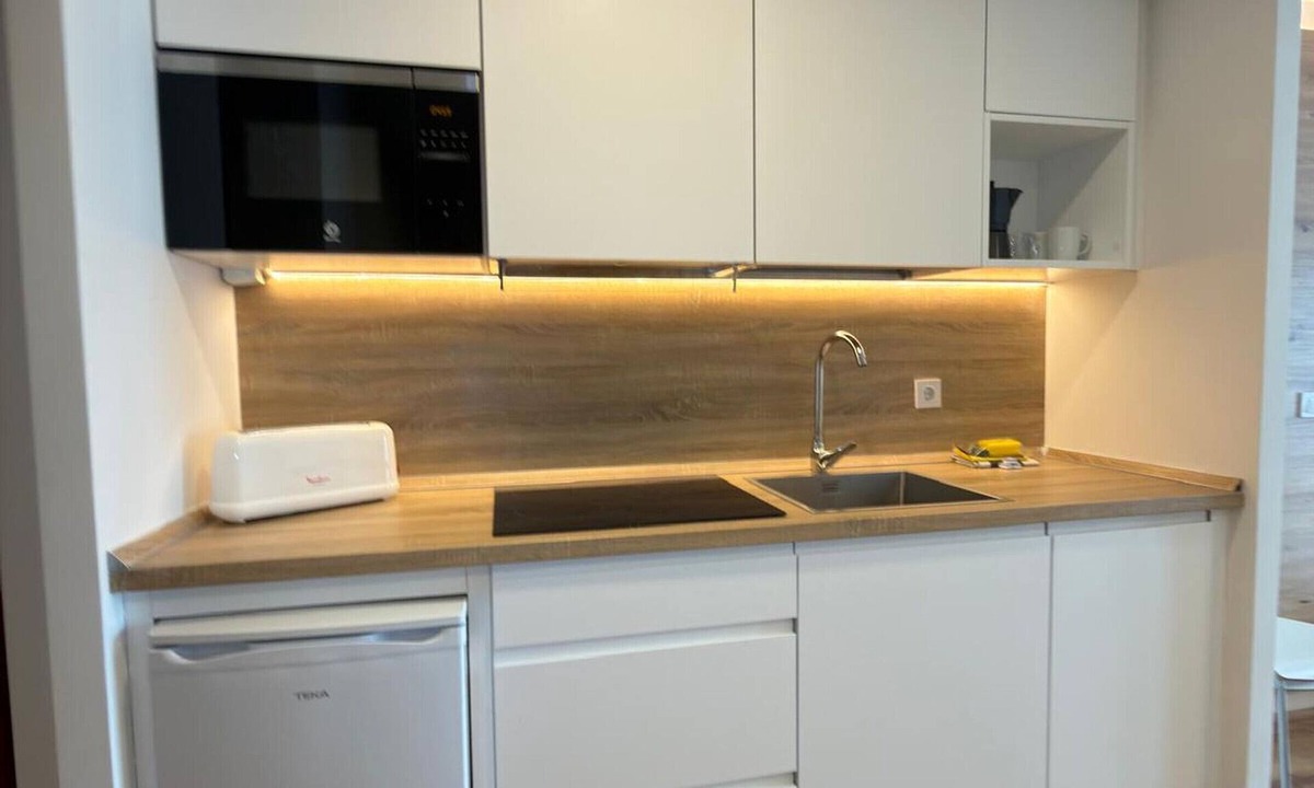 Candanchu Apartment | Renovated Mountain Studio in Candanchú for 4 Pers.