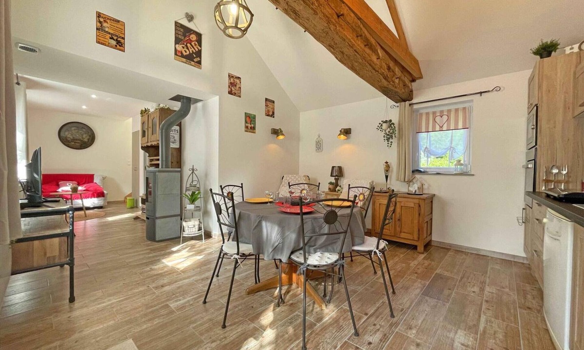 La Coulonche Cottage | Renovated stone house, pets allowed, near Bagnoles-de-l'Orne