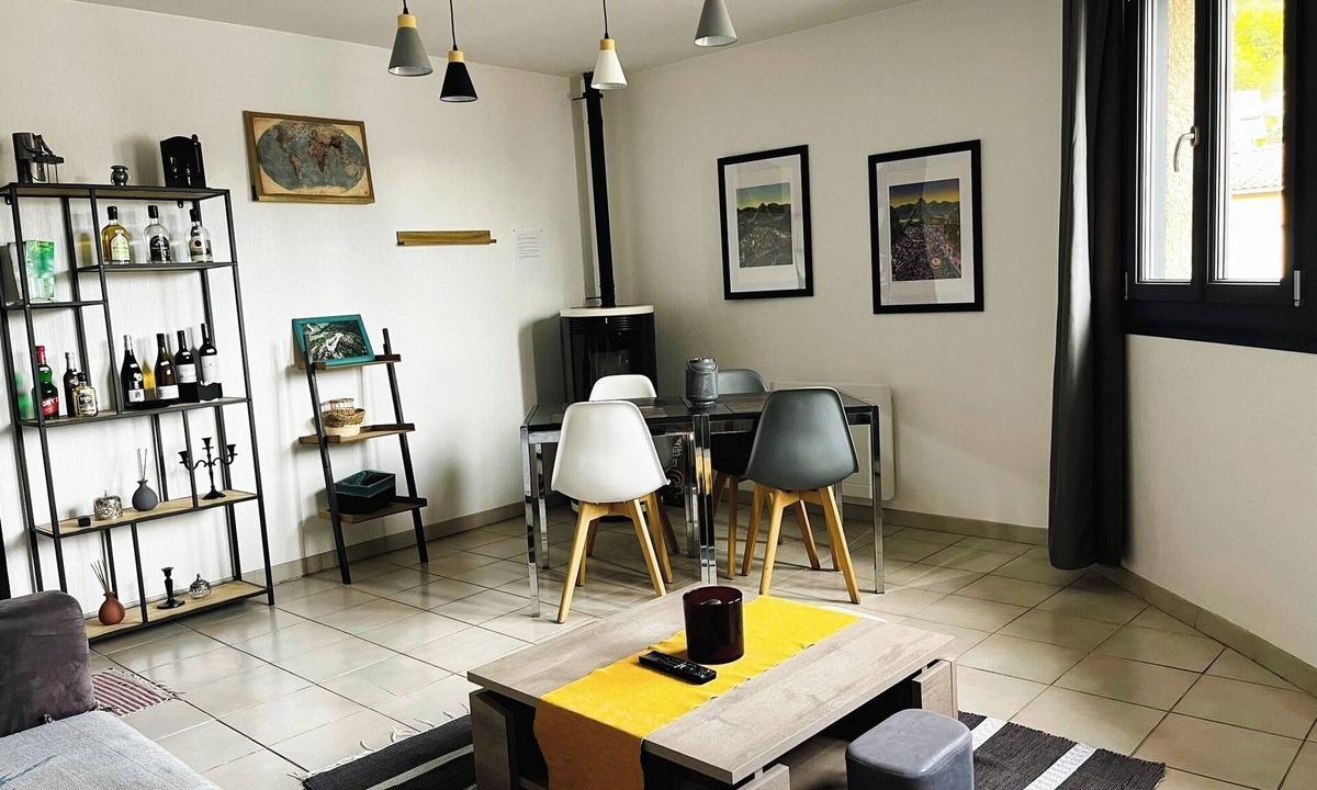 Lavelanet Apartment | Rent large and beautiful 3-star apartment Lavelanet