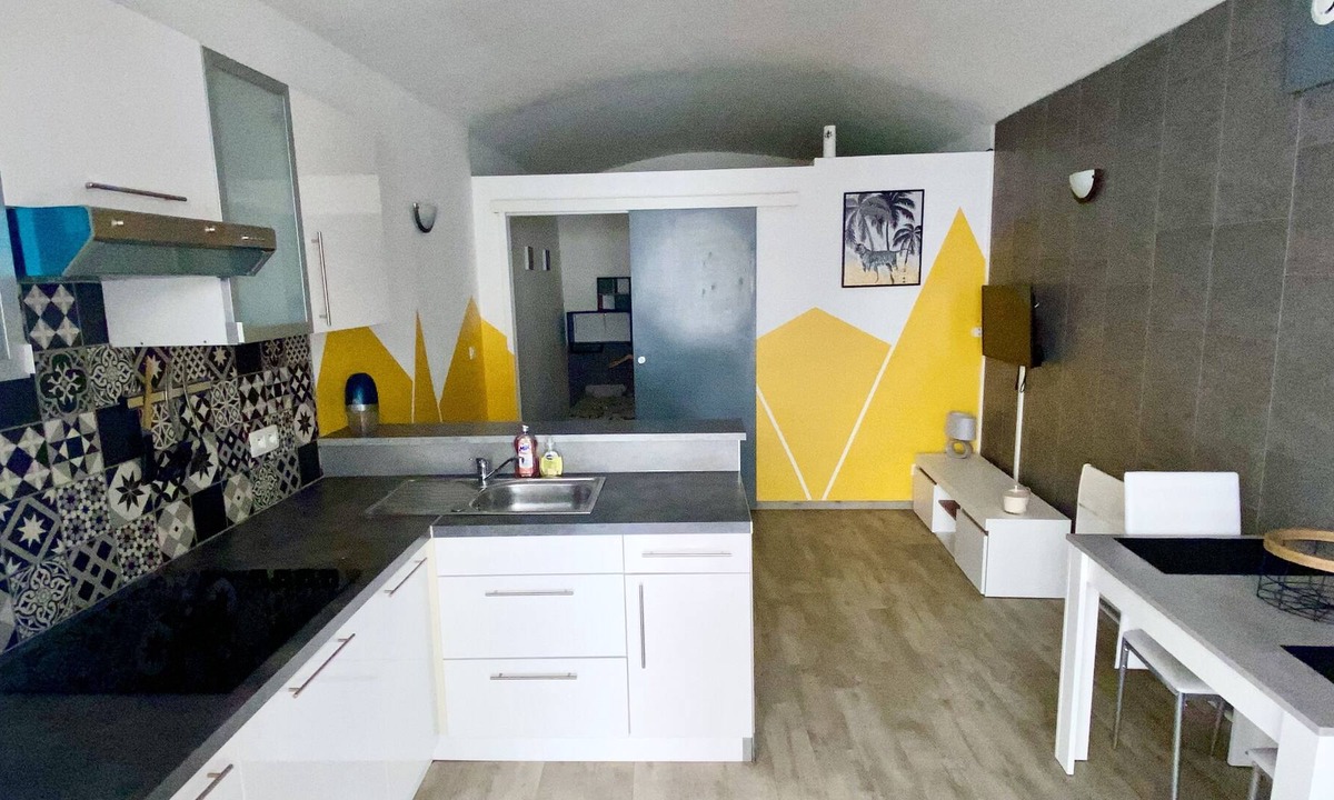 Le Pouzin Apartment | Rental T1 Bis (Ground floor) / Ideal location