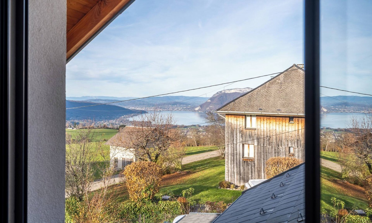Saint-Eustache House | Renting a modern house