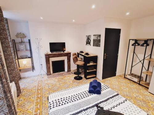 Millau Apartment | Rep - 2B