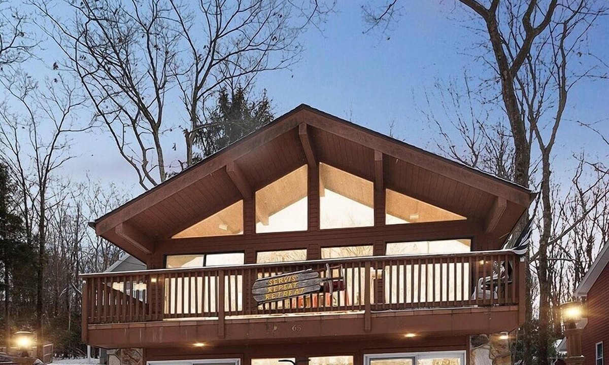 Lake Harmony Ski Chalet | Repeat Retreat — Your Place to Come Back To!